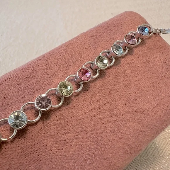 Y2K Vintage Avon Disney Tinkerbell Charm Bracelet Pastel Crystal Rhinestones - Picture 11 of 15